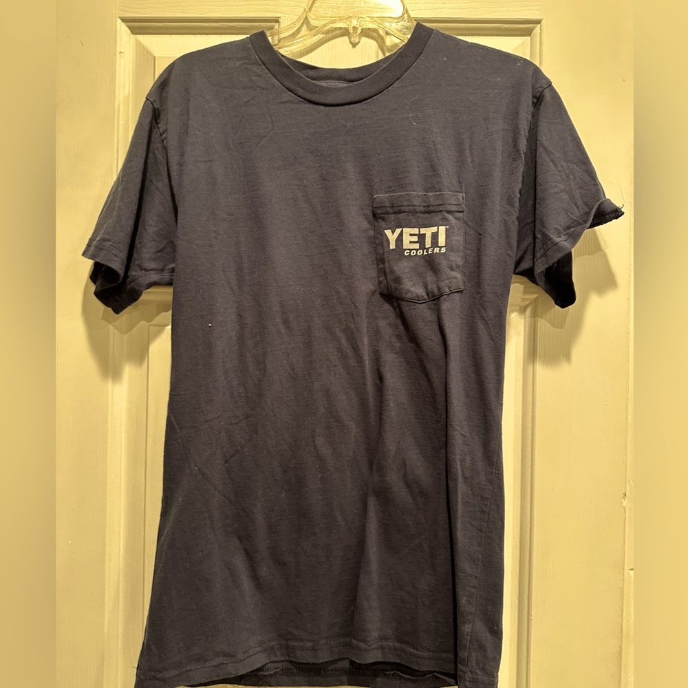 Yeti Short Sleeve Tee 5$/20